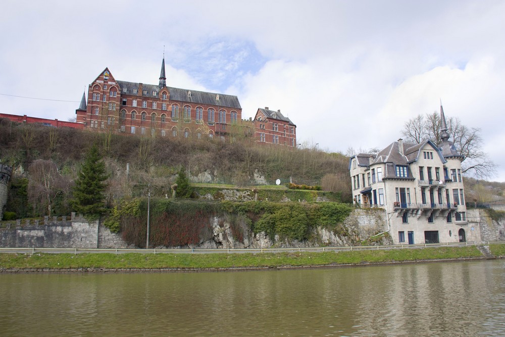 Dinant-Belgique_La-Boucle-Voyageuse (13)