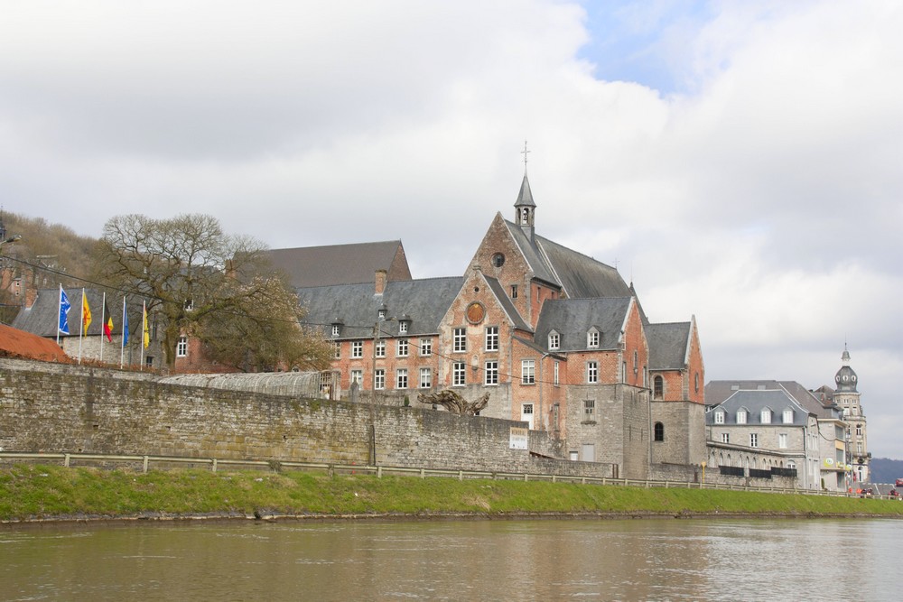 Dinant-Belgique_La-Boucle-Voyageuse (14)