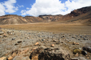 Tongariro-south-crater_Nouvelle-Zelande