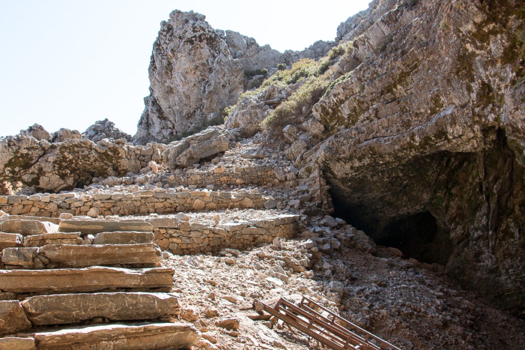 Grotte %ont Ida Crète