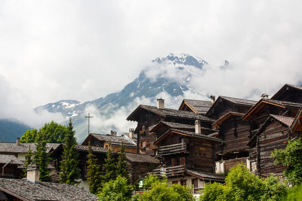 tour des cabanes val d'anniviers