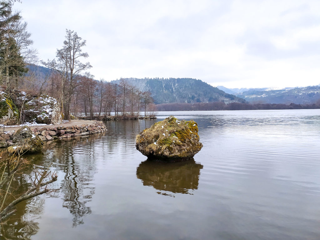 Balade en Auvergne en poussette lac chambon